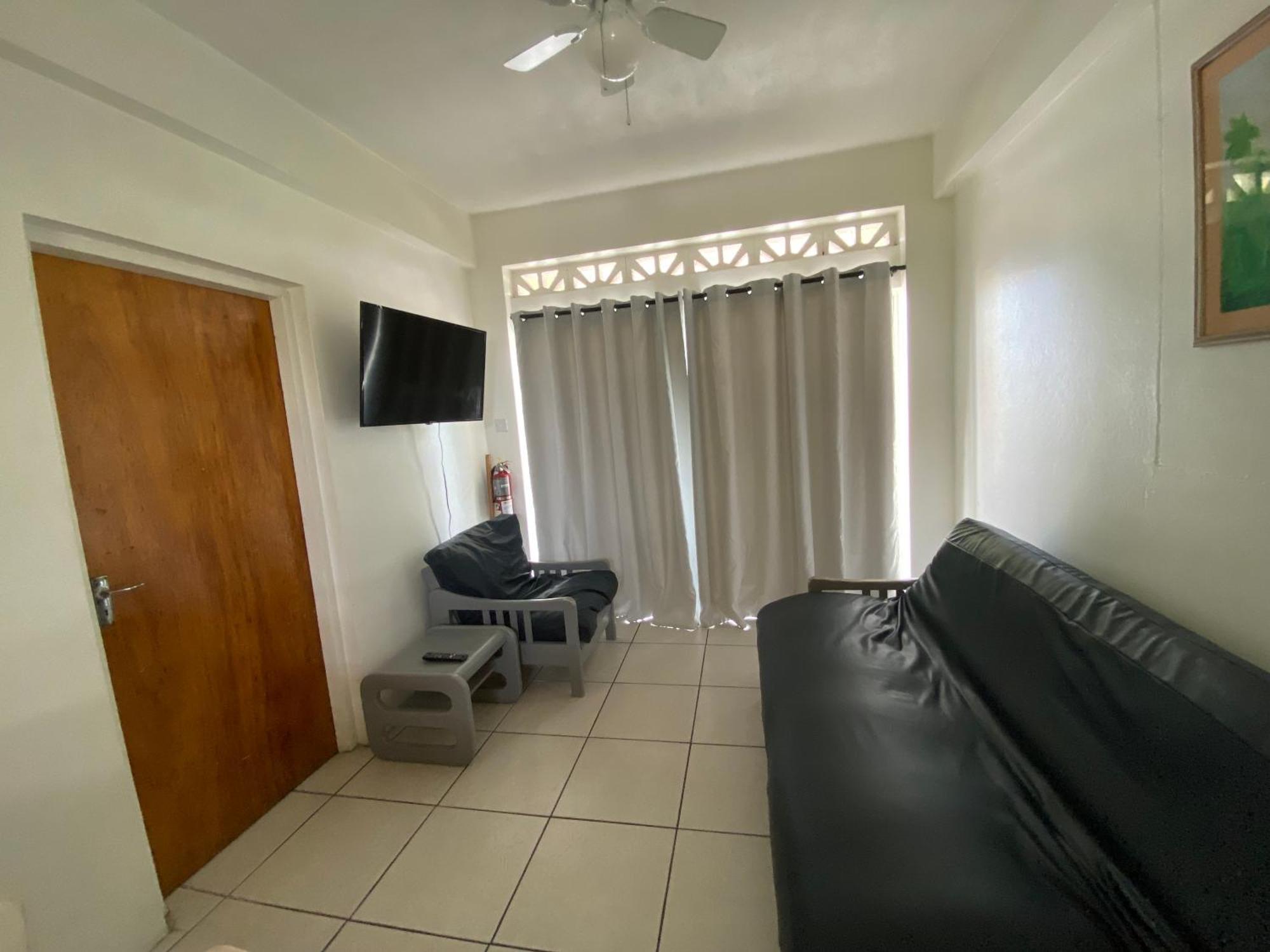 Melrose Beach Apartments Inc Bridgetown Phòng bức ảnh