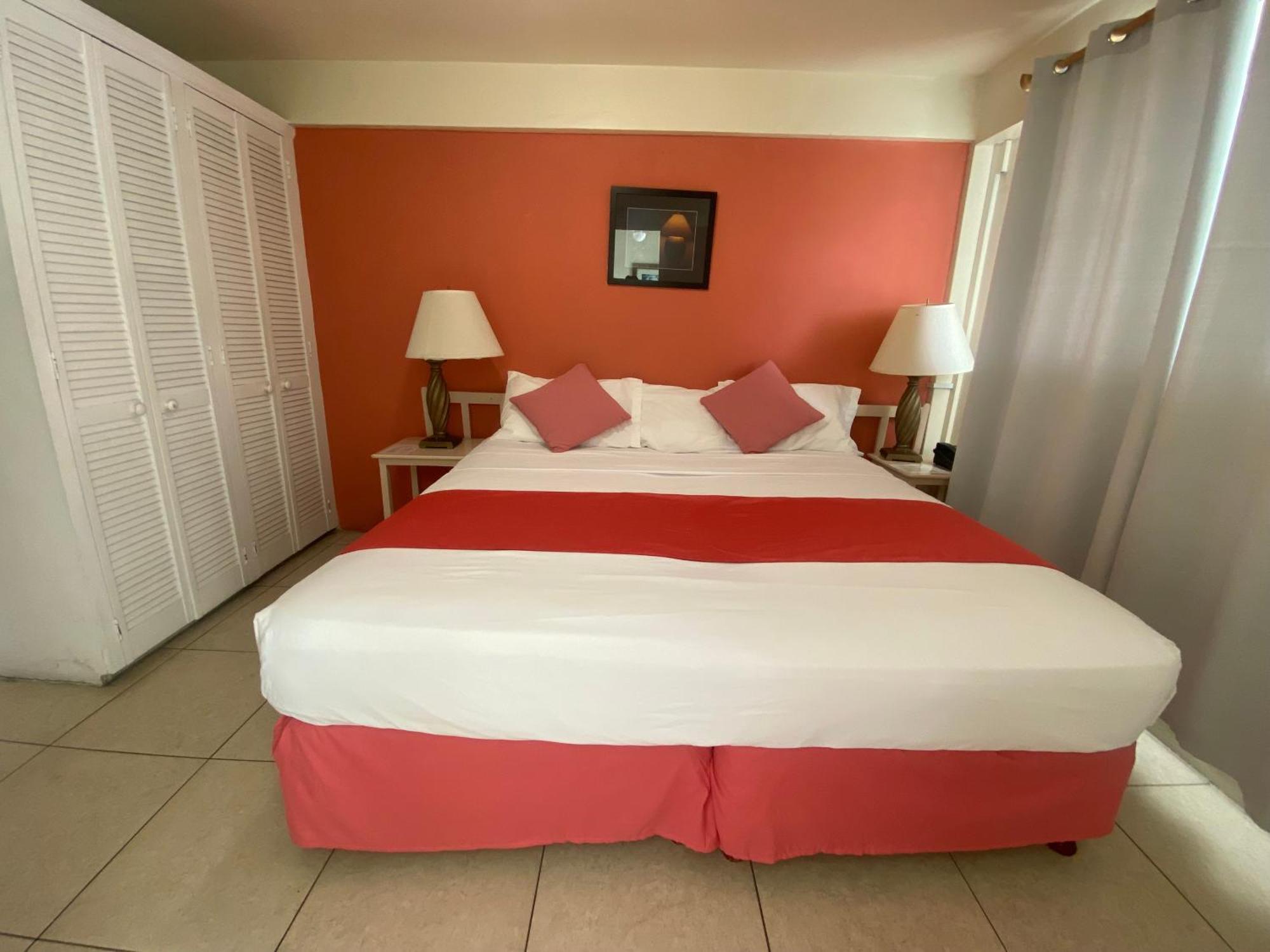 Melrose Beach Apartments Inc Bridgetown Phòng bức ảnh