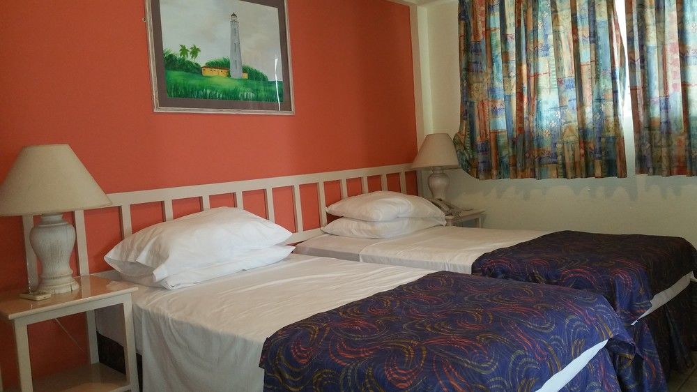 Melrose Beach Apartments Inc Bridgetown Ngoại thất bức ảnh
